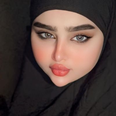متى شئت يمكنك البدء من جديدإن لم تعجبك قصتك الحالية يمكنك طي الورقة والشروع في قصة جديدة، لا يهم كم دفعت في القصة السابقة ولا كم يكلفك المضي في الجديدة