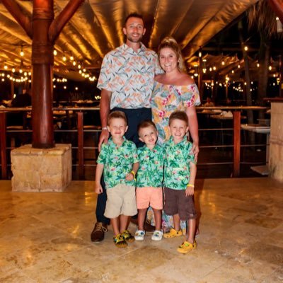 MudDrool28's profile picture. Stop hacking my accounts!