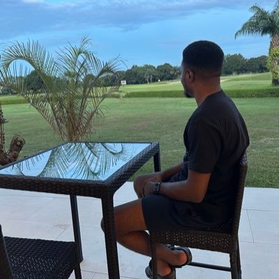dejiibrahim_'s profile picture. Data engineering at @supabase