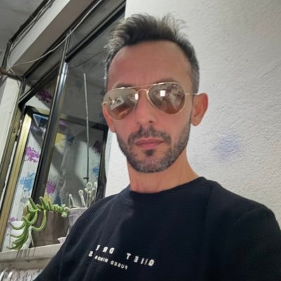 hakan34322025's profile picture. 