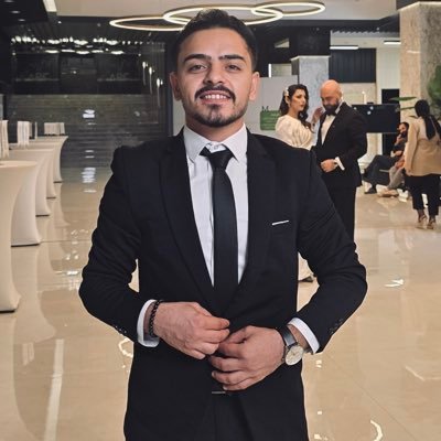 ناشط مجتمعي وثقافي مهتم بالقضايا الإنسانية والاجتماعية والسياسية اساهم في دعم المبادرات الهادفة لتطوير المجتمع