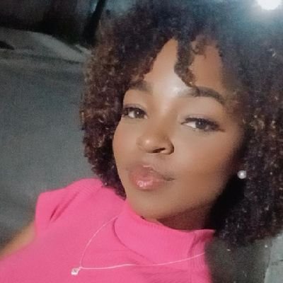 alindafer's profile picture. EM ANÁLISE 😜