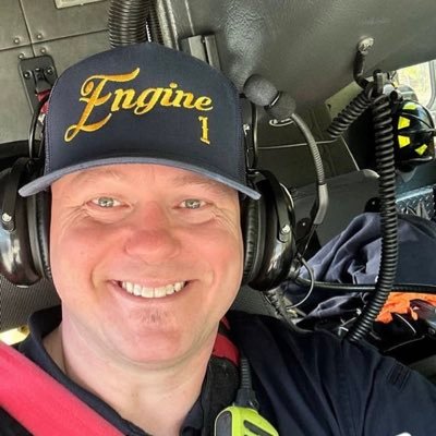 Fireman 🧑🚒 Firefighters 🚒 Dad of 3. lost my wife.