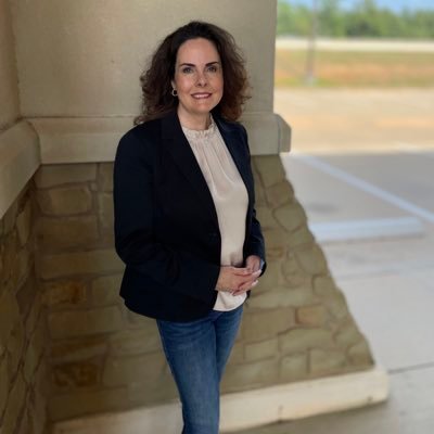 YvonneJungwirth's profile picture. Each day is a gift. I am grateful for my Savior, my family, and my country.