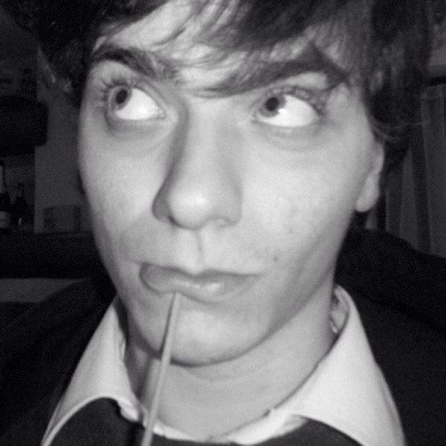 iolovi's profile picture. @iolovi.bsky.social