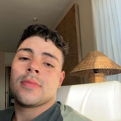 herrera_araiza's profile picture. 