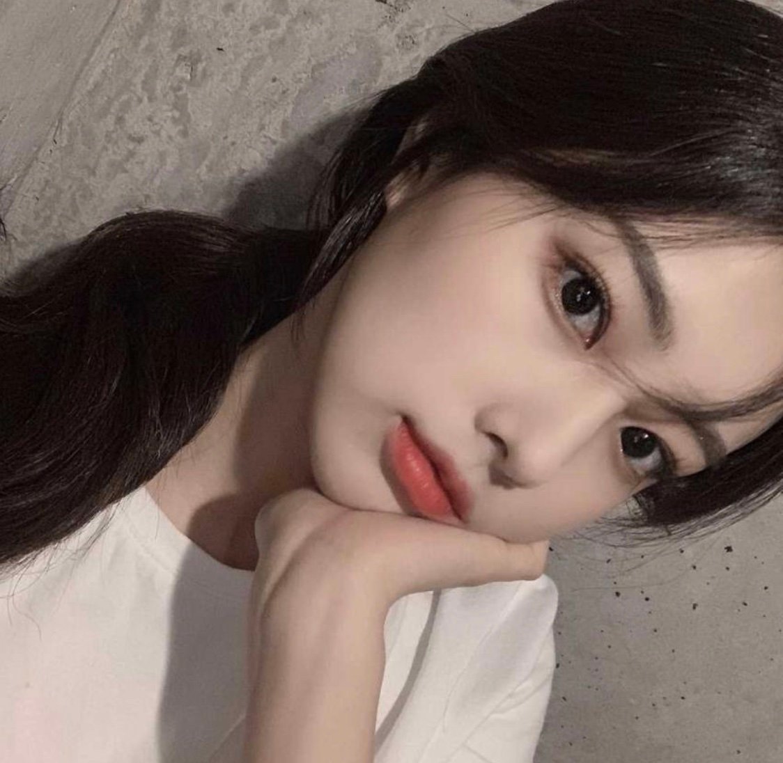 owiGvRvFk7YtnUk's profile picture. びんぼう暮らしから成り上がり　5社を経営／資産20億　最近は稼げる情報をお伝えしたり、10万円をプレゼントしたりしてます。LINE追加で10万円配布中・まずはフォローしてください　当選確率UP中！→　https://t.co/pFnY3rHibf