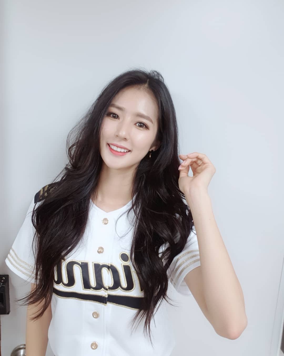 Pdi6SoCysdPqRtw's profile picture. 貧乏暮らしから成り上がり　5社経営／資産60億／現在は稼げる情報をお伝えしたり、10万円をプレゼントしたりしてます。今ならLINEお友達追加で10万円プレゼント中｜まずはフォローしてください／確率変動中！☞　https://t.co/p3jC4dIJVq