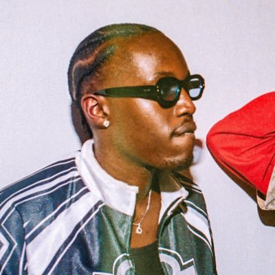 stephondope's profile picture. Opportunities don’t have feet dummy.