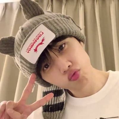 ────❬🐻ヾ️ ꜥ 🥛 ⋅ : deobi ((★﹏★?
소 : fan acc 🍰 for support ... #sunwoo ⁺🦝 from #theboyz
˃̵ᴗ˂̵ ʚ 𝗹𝗼ve ɞ 🥨 𝗯𝗼ꭑ𝗯 ᶻ 𝘇 𐰁 ルール