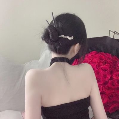 VMclaughli72455's profile picture. ねぇ私たちって友達になれるかしら？仕事が終わったら一緒に雑談しよう