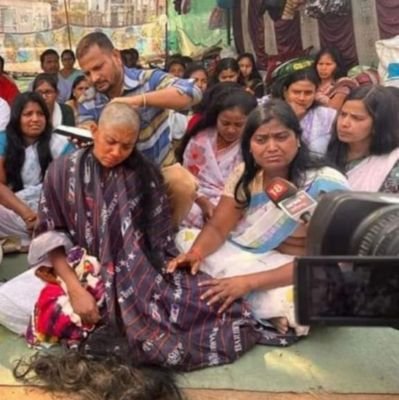 DCA, DELED ,UG,PG
संविलियन के पूर्व अनुकंपा नियुक्ति शिक्षा कर्मी (शिक्षक) कल्याण संघ दिवंगत पंचायत शिक्षक के परिजन , बीजेपी सरकार से गुहार