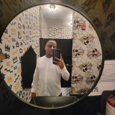 mcneilridore_'s profile picture. 