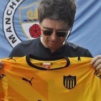 valentino (@definitelyvalen) 's Twitter Profile Photo