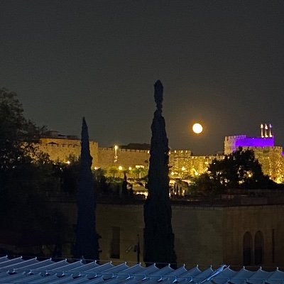 jaron_link's profile picture. Fact based, non-conformist, energetic, innovative