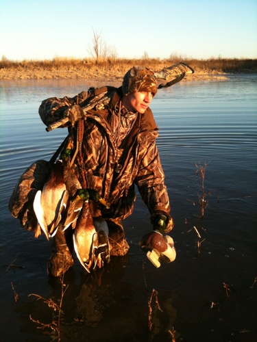 ARQuackSmacker's profile picture. I'm married to beautiful Jessica Nothum