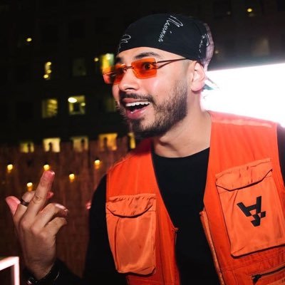 Your favourite Kiwi 🥝 immigrant on twitch | I play games that hate me for your entertainment 🕹️ | Content creator for @AnticESC 🥰