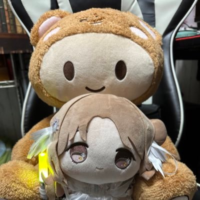兵庫県在住のガンダムが好きな音ゲーを嗜むP(エンジョイ勢)
ジュリア担当
好きな曲、アイル、スタートリップHOME, SWEET FRIENDSHIP てか全部好き
バンドリも好き ロゼリアファン