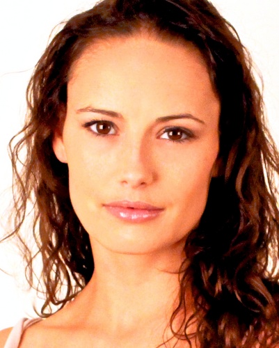 is an actress, comedian, writer, model, pro-ballerina and Jacqu of all trades...
