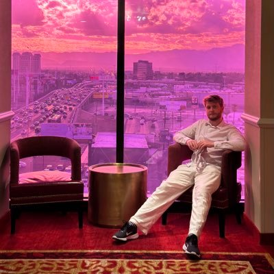 Kinky nordic guy I film dirty videos with the hottest couples, girls & trans everywhere I travel to 🛫🌍