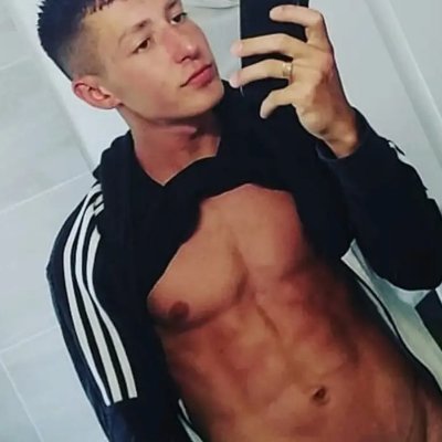 Hi there👋
If you're interested , OF😏😉 ⬇️
https://t.co/KAeo0heXVU
CashApp
https://t.co/Q1yJMnwjHl