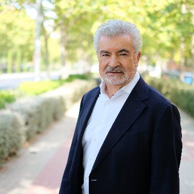 Fundador @VivofacilGrupo @Fund_Vivofacil y @Fund_Diversidad
🎙️Podcast PQCT
📖Mi libro ¡Quédate Conmigo! 20 claves
🏆Premio YPO Global Impact 2021 Europa
