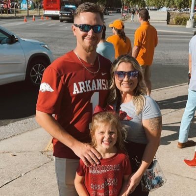 DAN_CUNNINGHAM5's profile picture. Die hard hog fan with a beautiful family