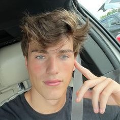 GabrielSchwey's profile picture. Hey, mein Name ist Gabriel, ich freue mich, alle hier zu sehen und zu lesen.