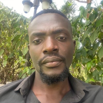 A social worker, free to learn, self employed , video gaming, reading is my leisure. Father💚