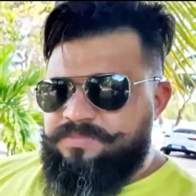 Analista de Logística, casado, pai de dois filhos, musico,Patriota, meu alvo é CRISTO!!!!!!!!!!
Deus acima de tudo!!!