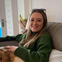 Sara Roberts (@sarabethsbooks) 's Twitter Profile