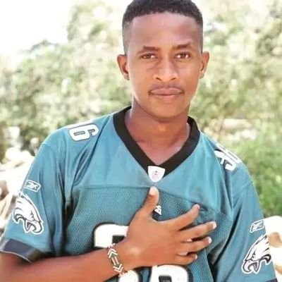AmisiNderitu's profile picture. 