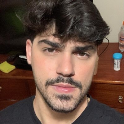 Rayrisonnn's profile picture. esqueci a senha do outro :)