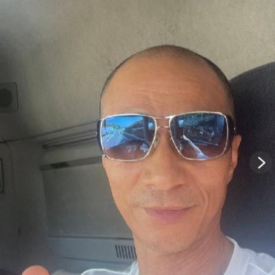 Q4gSz's profile picture. 三重県尾鷲市在住   身長160センチ体重48キロ　長距離大型トラックドライバーです 1962年生まれ。