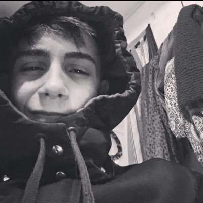 larinha_ot7's profile picture. minha ideologia é o nascer de cada dia