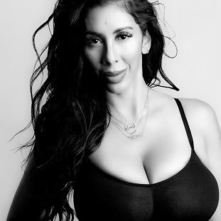 āØHealing shame Tantric Polarity. āļøHelping WOMEN reclaim PLEASURE & MEN lead with PRESENCE. š»Apply to my private group š Get A Copyšš½ šļøPodcast Host