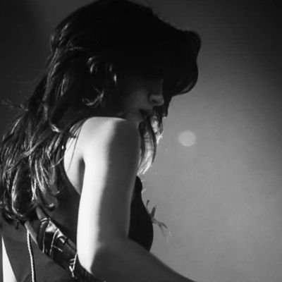 amendoasiq's profile picture. 