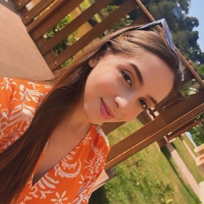 _julialopes2's profile picture. ♈ 23y