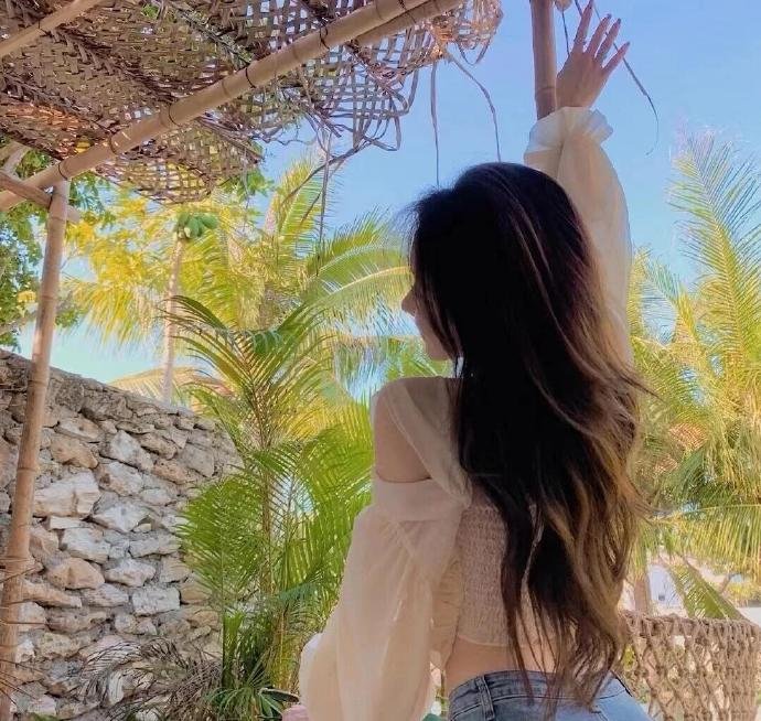 Nurshaez3VKf_B's profile picture. 