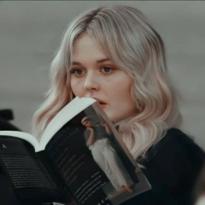 iammih_'s profile picture. It's Michelle, with an E