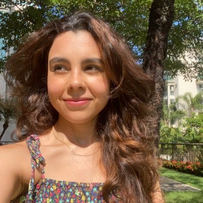 oliviasof_'s profile picture. mestranda em sociologia no iesp/uerj & otras cositas más | 🇻🇪/🇧🇷