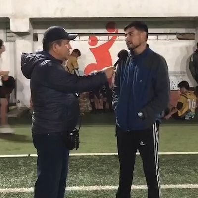 ⚽️
Entrenador de fútbol con estudios en ESEFUL y FUTEC
Licencia B - FPF
@Castro_Academy