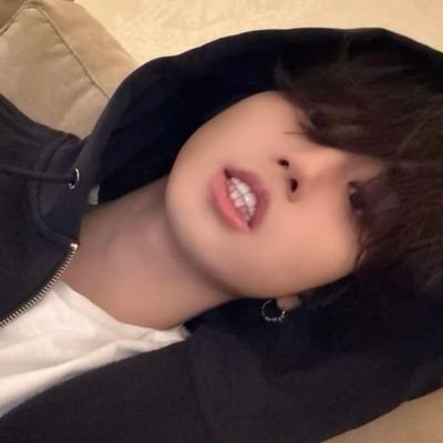 han only meu 🗣️
𝐋𝐚𝐧𝐚'𝐬 version ♱
' 𝙋𝘦𝘰𝘱𝘭𝘦 𝘤𝘢𝘭𝘭𝘪𝘯𝘨 𝘖𝘶𝘵 𝘮𝘺 𝘯𝘢𝘮𝘦 '
alto nível de tsao acumulado🫦🫦🫦