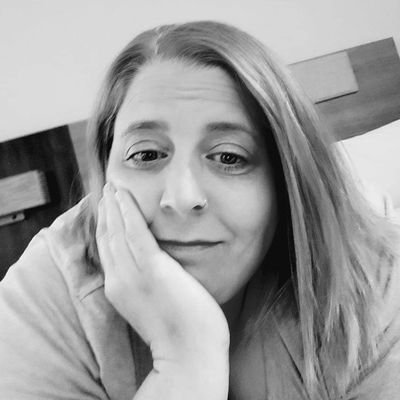 starchris11's profile picture. I am lucky to have people in my life that love me❤