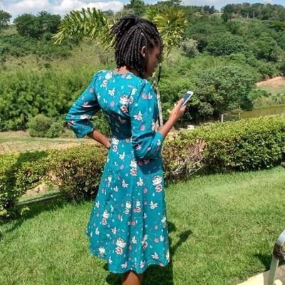 su_candido's profile picture. Fã, noveleira. Professora nas horas vagas