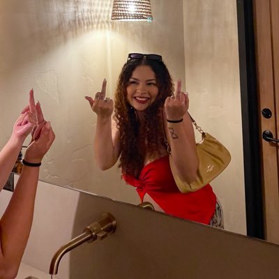 lupereyes8011's profile picture. 25