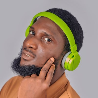 PH MADE Taurus ♉️ Ah Dj way dey sing sing Catch Feelings!!🇳🇬🇬🇭 Disk Jockey (Dj) Content creator I Love to Freestyle Check my bio