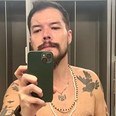 O que é aquilo ali? 👀 ***Se vc veio atrás da boyband coreana, perdeu viagem***