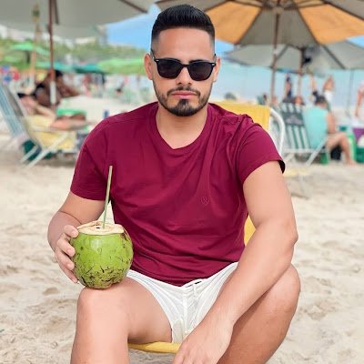 cesar43784's profile picture. 