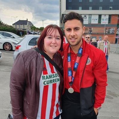 GemmaDaffin85's profile picture. ♥MARRIED To @DaffinPaul❤️

⚔️🔴⚪ ST Holder at BDTBL ⚔️🔴⚪

#DemBlades

👰1/7/17👰